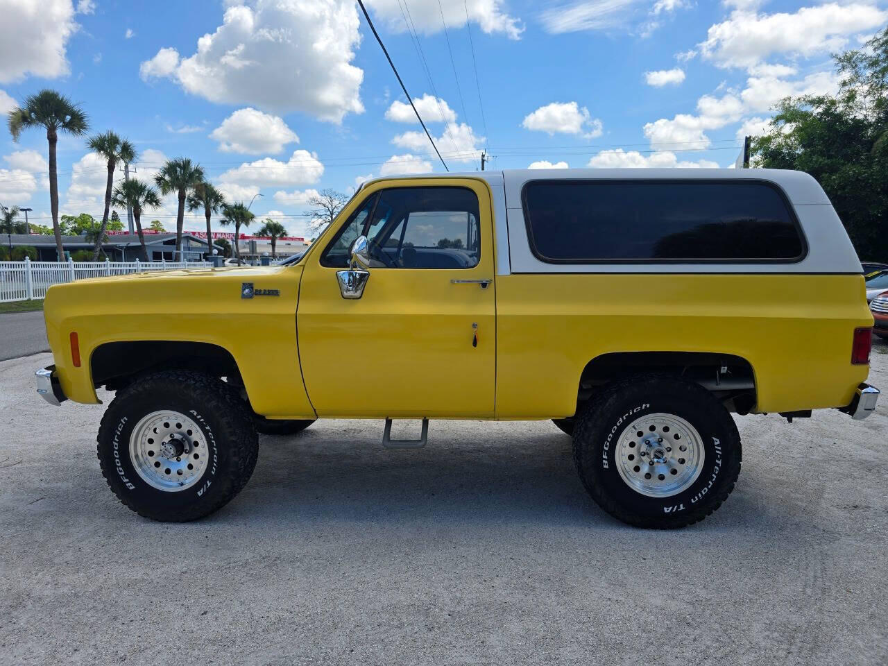 vehicle info here