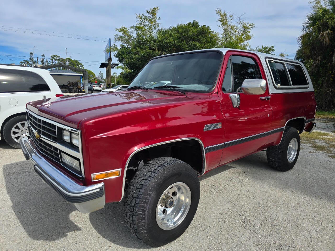1989 Chevrolet Blazer Silverado-2dr-4WD-SUV