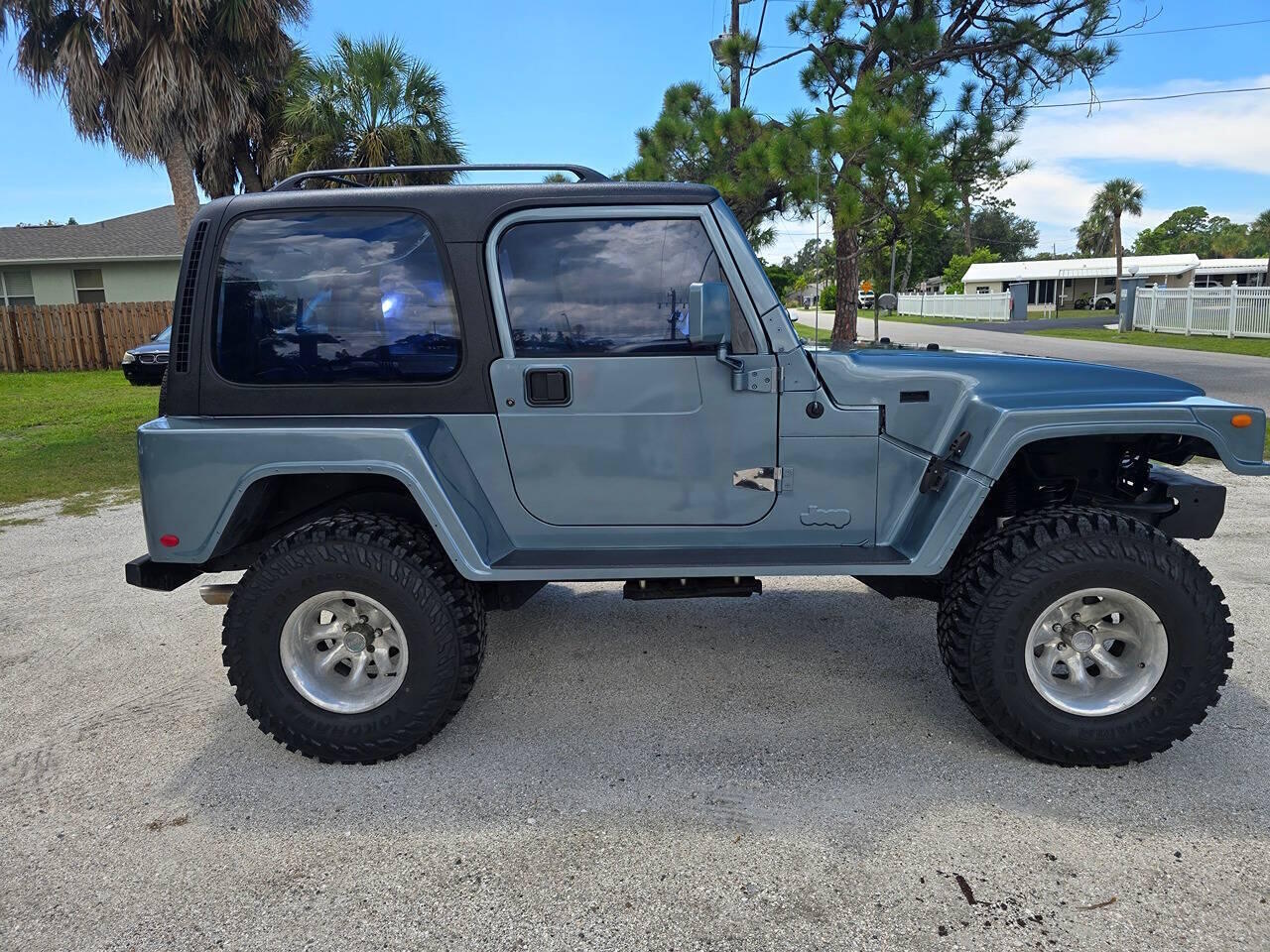 vehicle info here