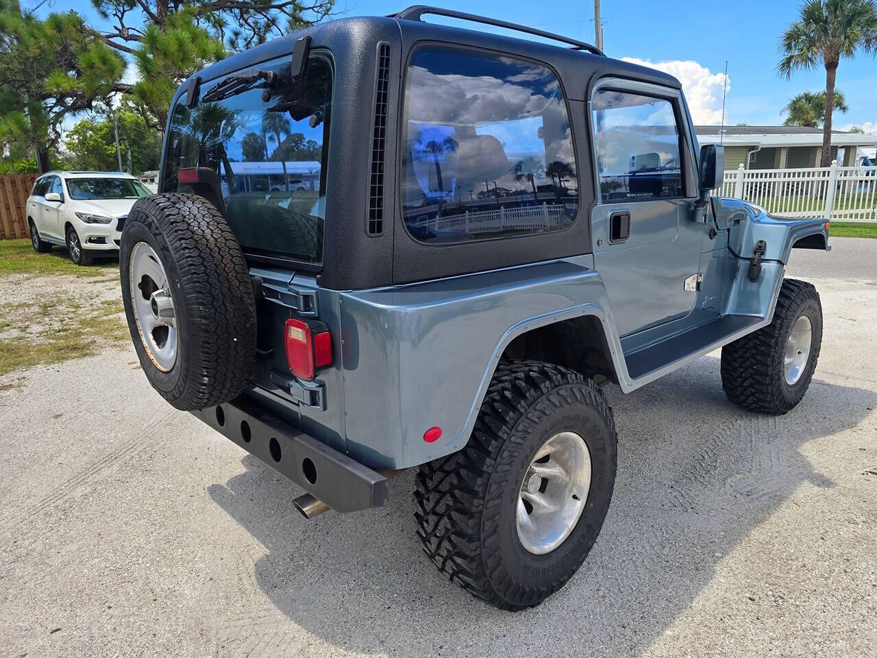 vehicle info here
