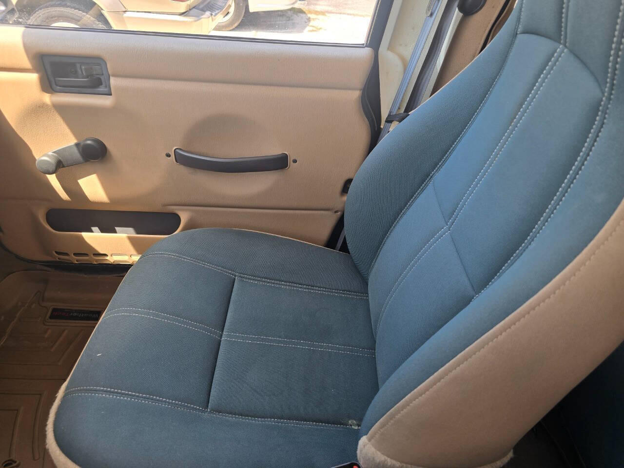 vehicle info here