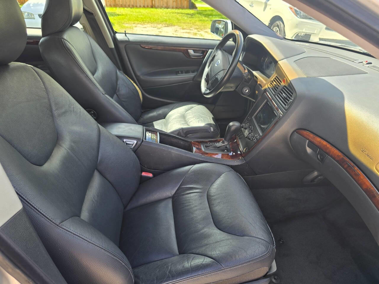 vehicle info here