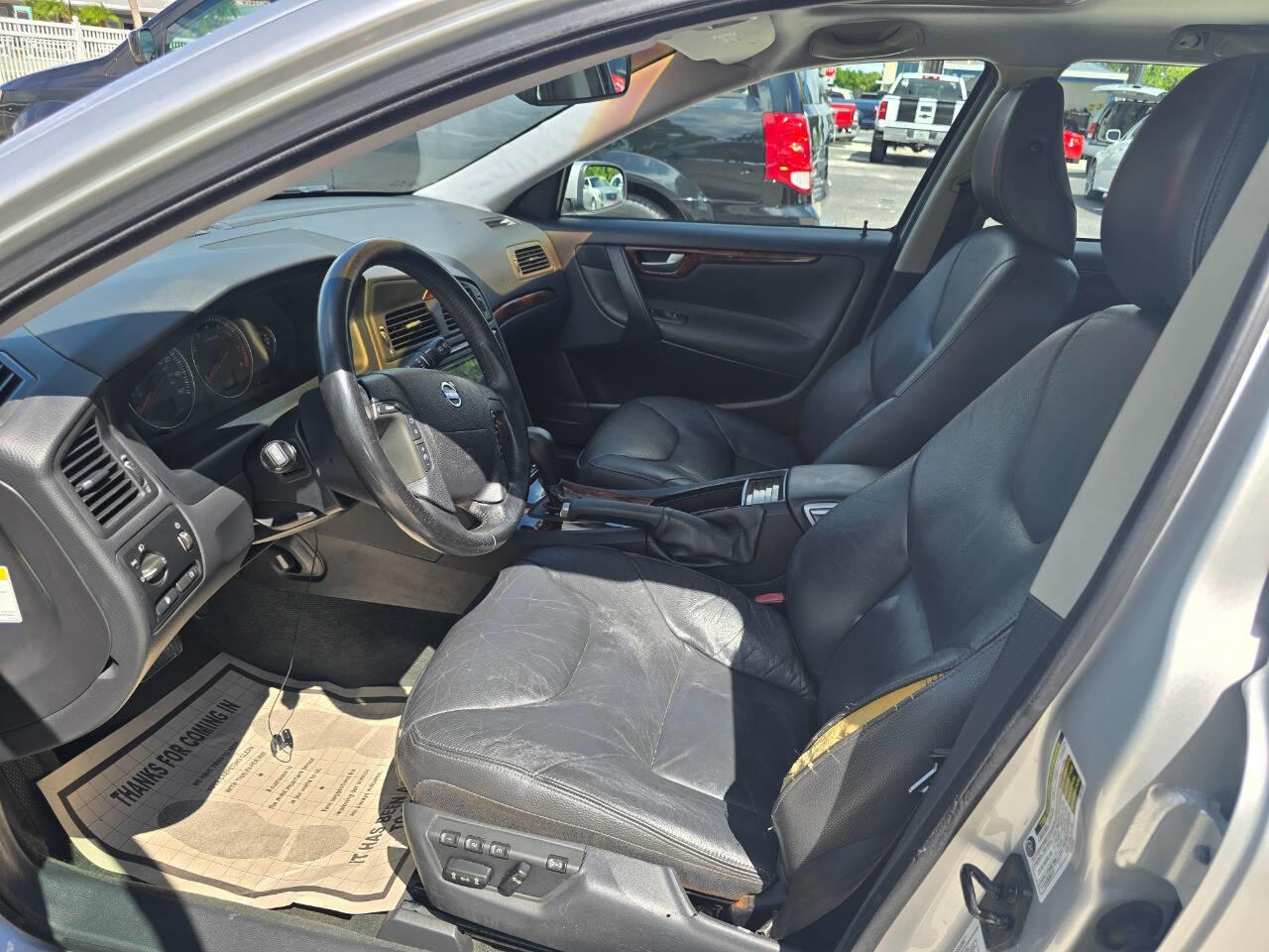 vehicle info here