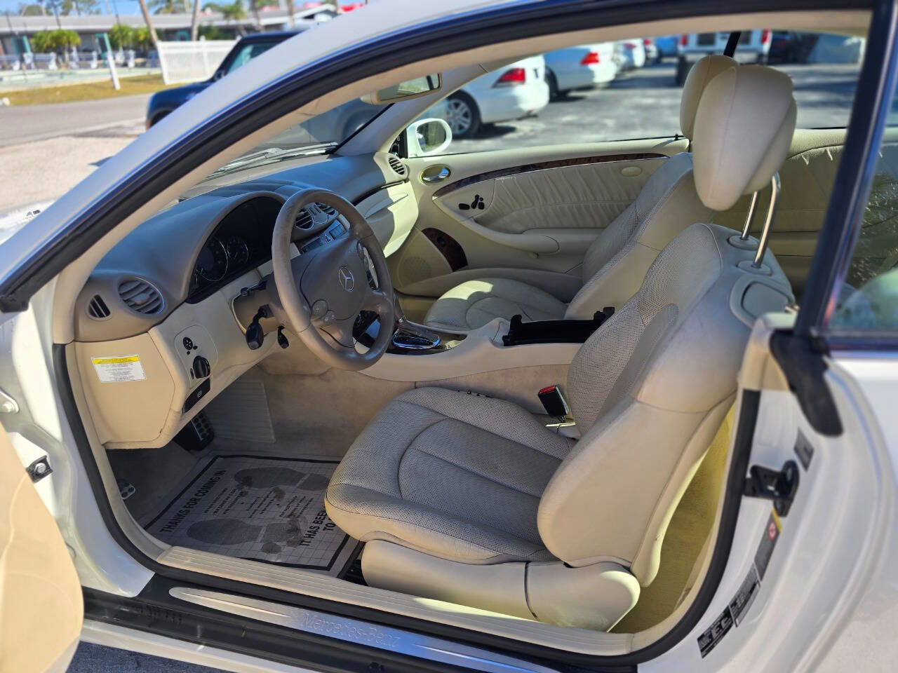 2006 Mercedes Benz CLK 350 photo 2