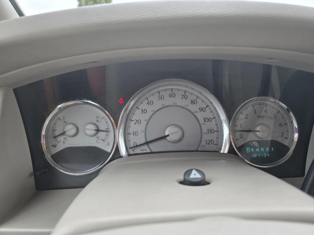2007 Chrysler Aspen Limited photo 11