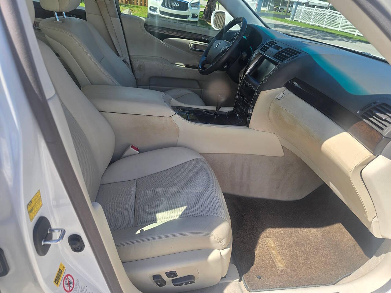 vehicle info here