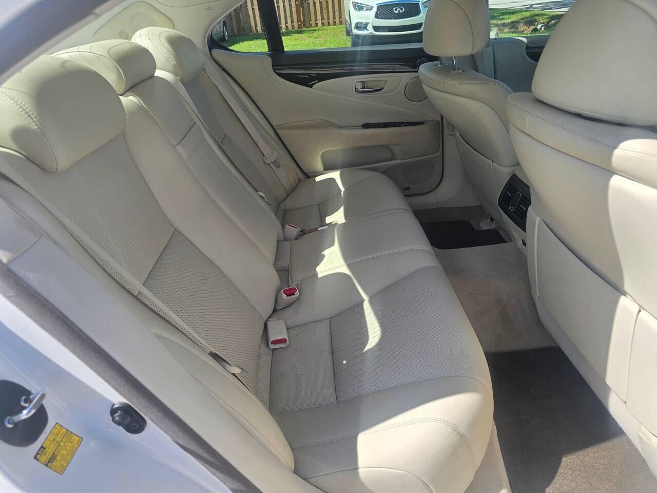 vehicle info here