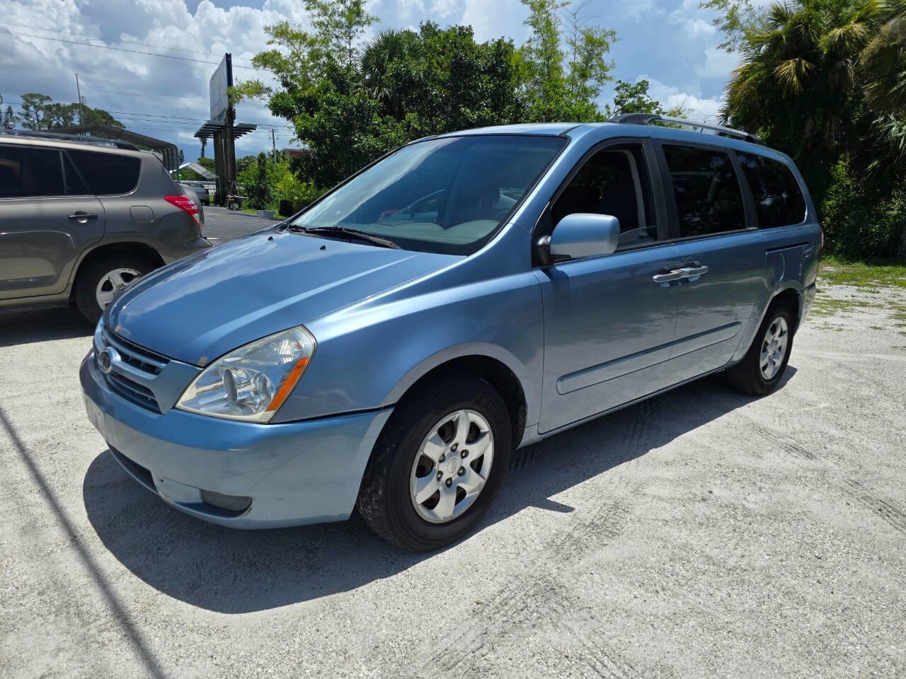 2009 Kia Sedona LX-4dr-Mini-Van-LWB