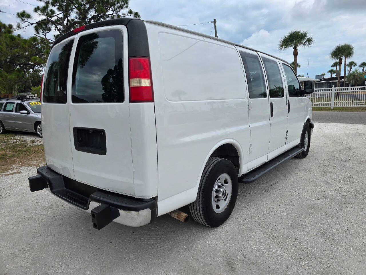 vehicle info here