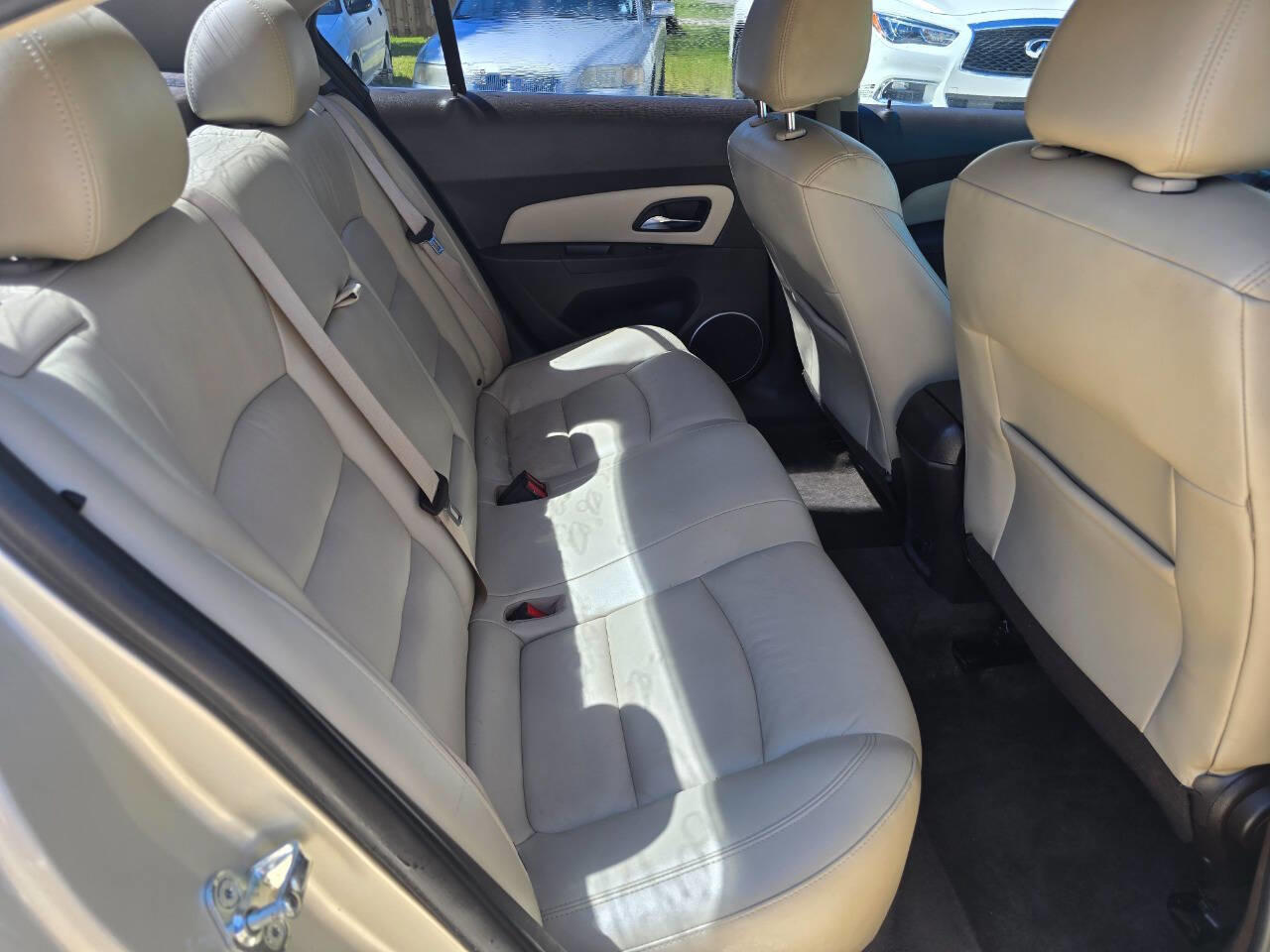 vehicle info here