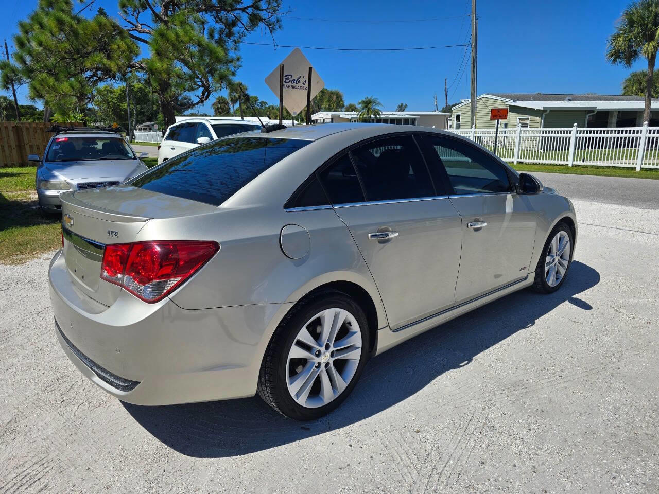 vehicle info here